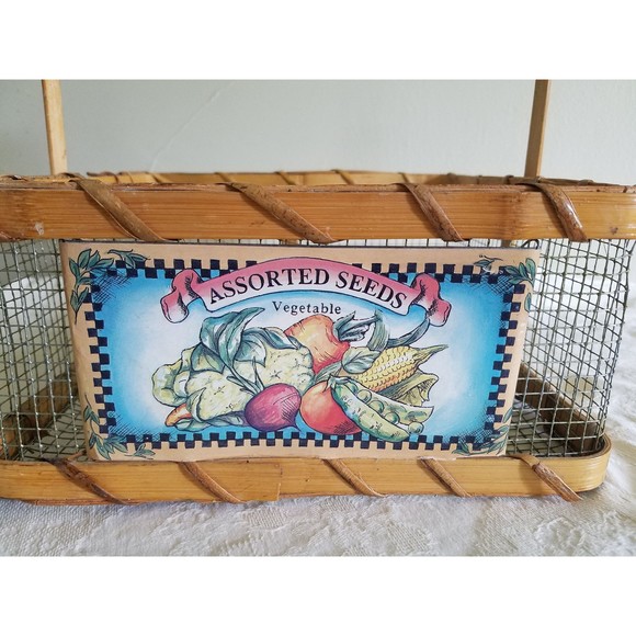Vintage Wire and Wood Vegetable Basket with Handle "Assorted Seeds Vegetable" - Picture 10 of 10
